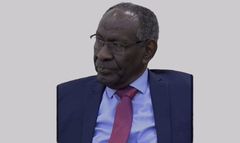 القنصل حازم ينعي الأسطورة علي قاقارين 1 SAVE ٢٠٢٥٠٢١٢ ١٧١٥٥٨