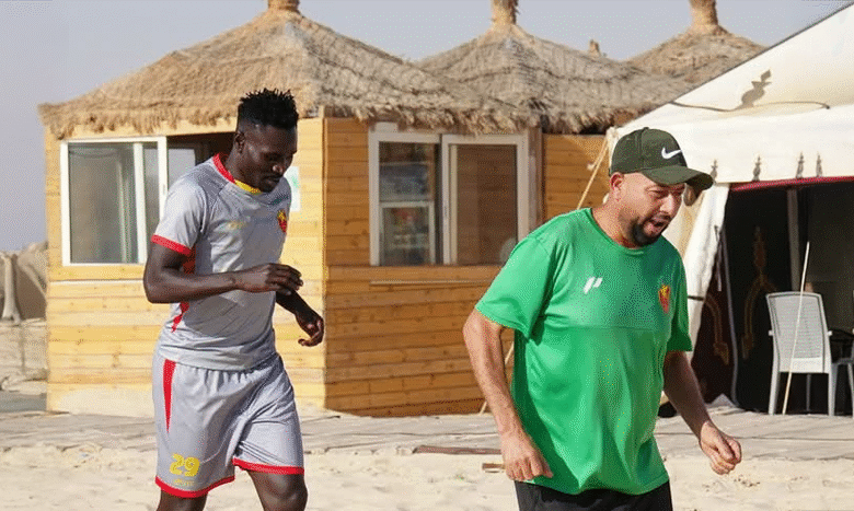 المريخ يتدرب على الرمال وعجب يشارك