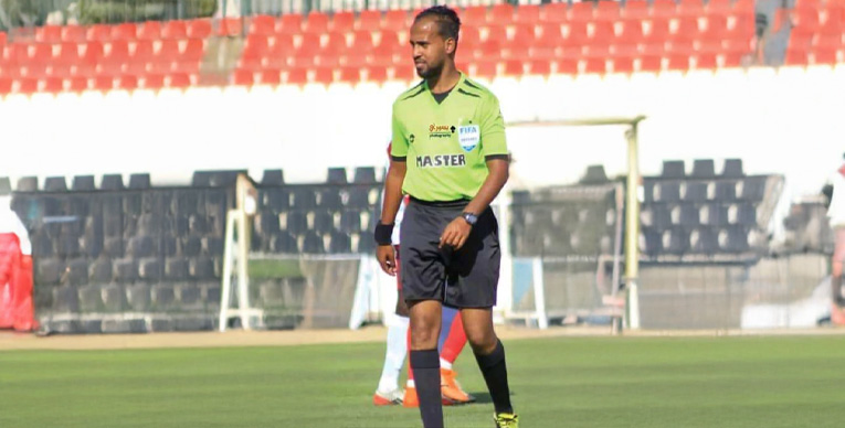 الدولي السوداني عبدالعزيز حكمًا في نهائي أفريقيا 1 هيدر 1 1