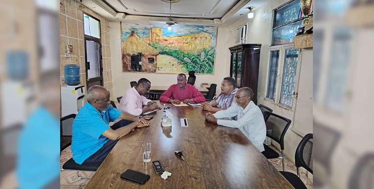 بالصورة.. اجتماع النخبة مستمر: "الصفوة" يكشف حقيقة استقالة رئيس اتحاد القضارف وما حدث! 1 b6c5916e 00e3 48aa b561 88f6a5999813