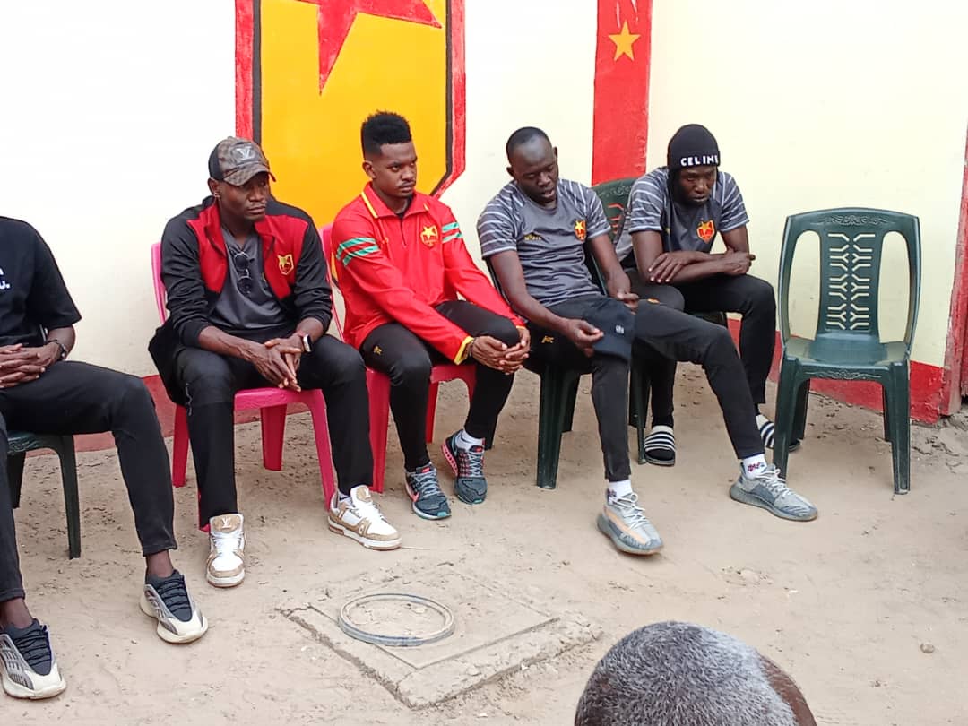 بعثة المريخ تؤدي واجب العزاء في ود سالم 4 15