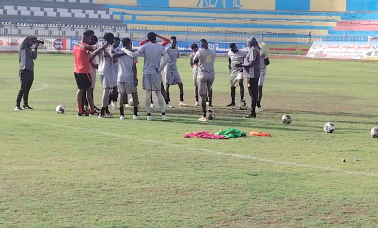 4 أشهر تفصل نجمي المريخ عن نهاية عقدهما.. كيف يخططان للنخبة؟!