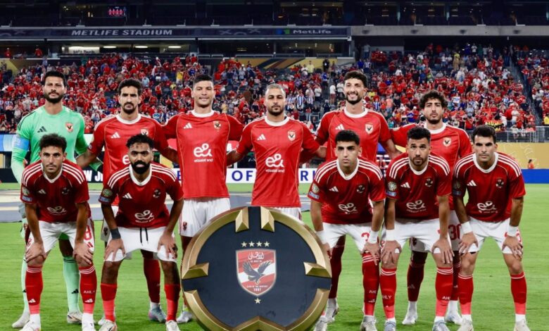 الأهلي المصري ينزل عقوبات على نجومه