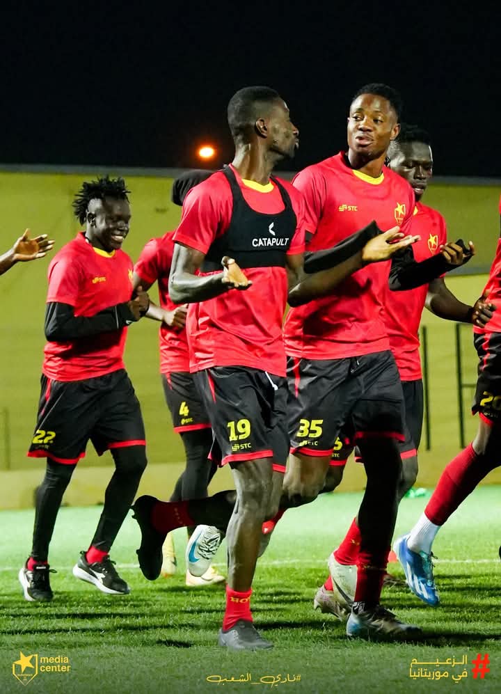 عناق الصّفوة للأحمر الوهاج بعد طول فراق... أَغدًا ألقاك؟! عناق الصّفوة للأحمر الوهاج بعد طول فراق... أَغدًا ألقاك؟!