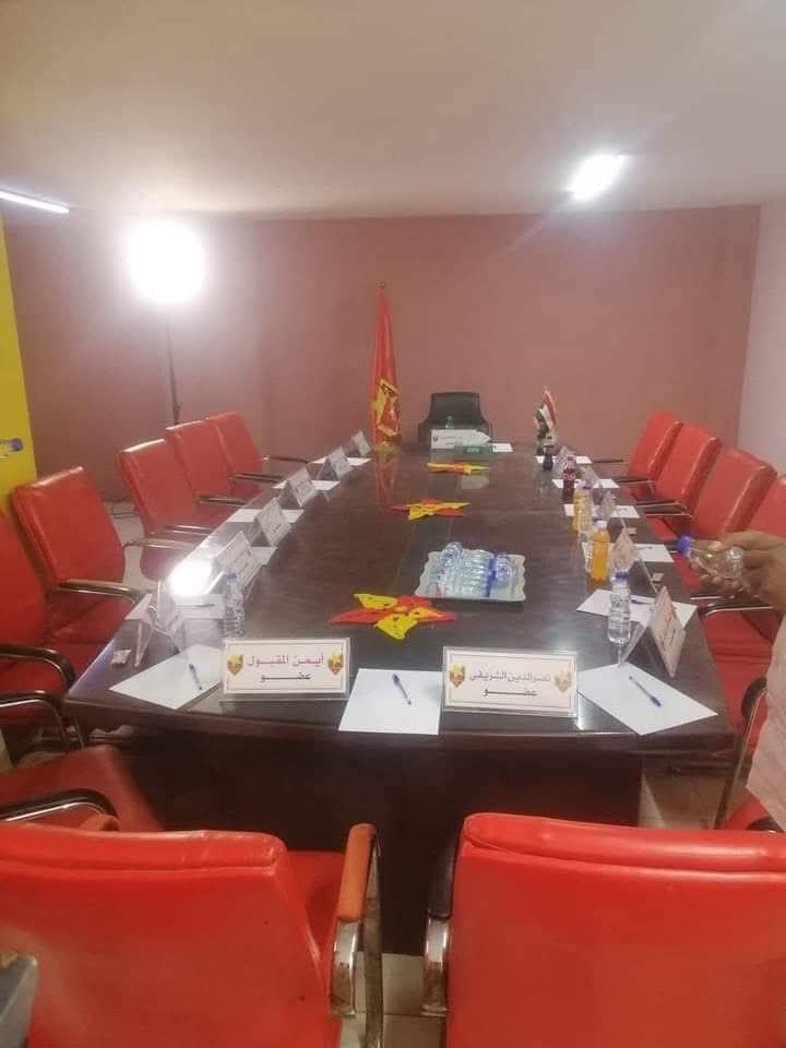 بالحبر السري: شكوى من وراء جدار.. هل هي حقيقة أم هُزار؟ 3 بالحبر السري: شكوى من وراء جدار.. هل هي حقيقة أم هُزار؟