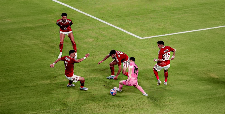 بعمر 38 عامًا.. ميسي الذهب الذي لا يصدأ 1 الصفوة هيدر 14