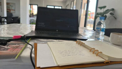 بالحبر السري: شكوى من وراء جدار.. هل هي حقيقة أم هُزار؟