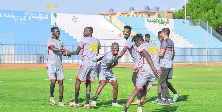 العريس يتمرن بمزاج مع الزعيم