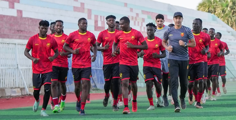 4 دوافع ترجح كفة الأحمر في لقاء اليوم