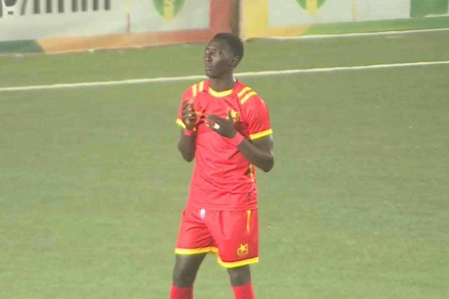 بعد إصابة قباني.. مهاجم المريخ أمام فرصة العمر