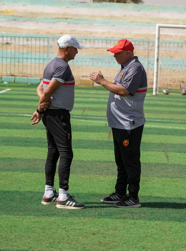 الزعيم يتأهب لإحكام السيطرة على الصدارة أمام الزمالة