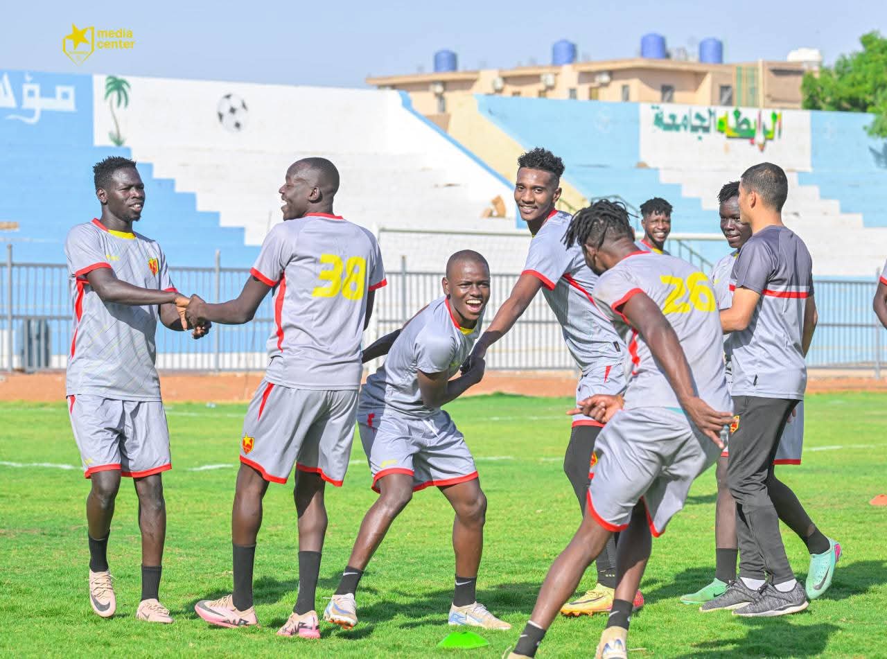 الزعيم يتأهب لإحكام السيطرة على الصدارة أمام الزمالة