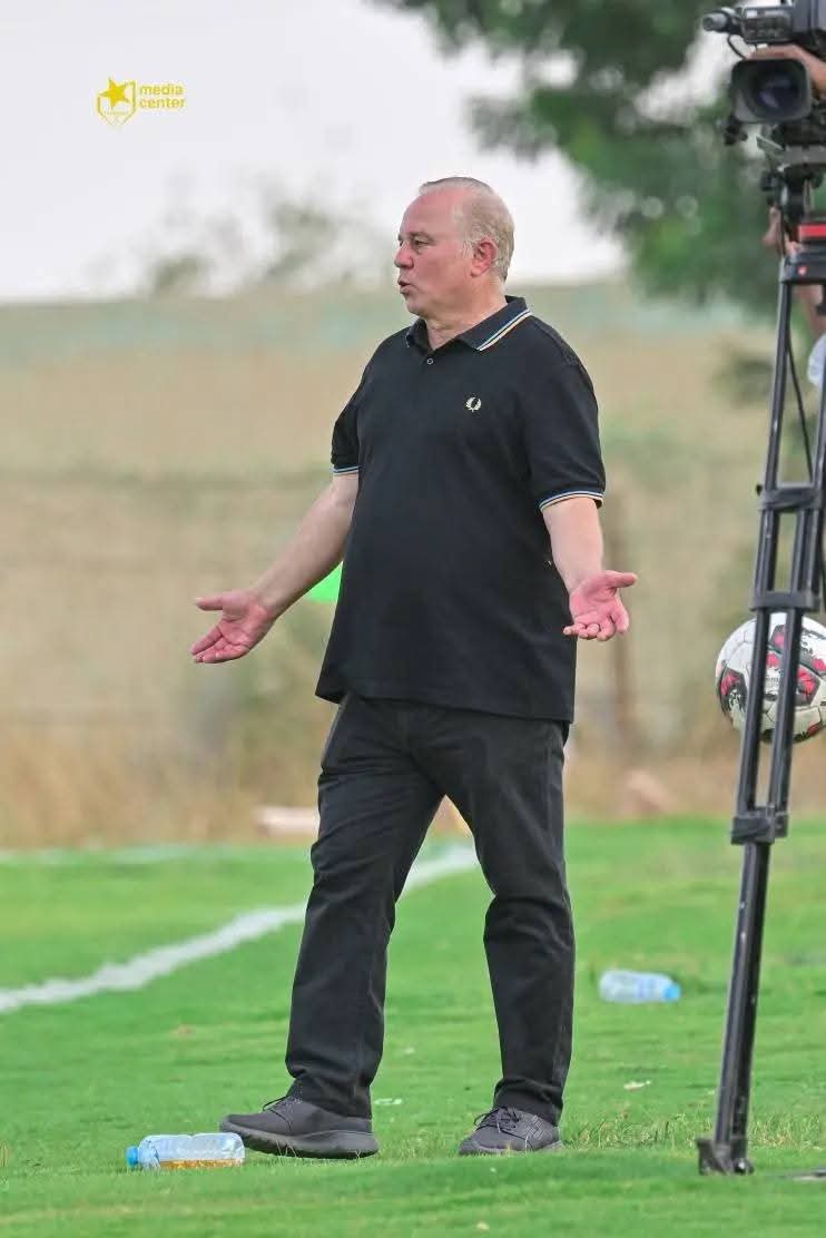 المريخ والوادي.. مذبحة تحكيمية على الأحمر