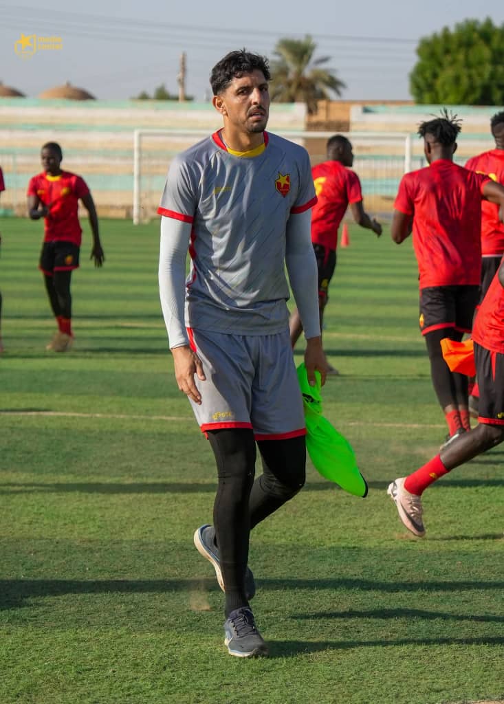 المريخ يكمل الإعداد للقاء الأنيق 3 المريخ يكمل الإعداد للقاء الأنيق