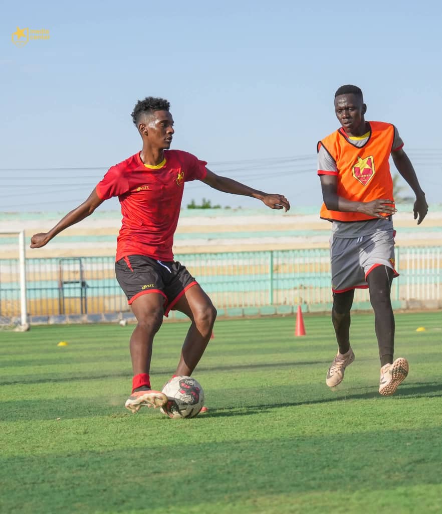 المريخ يكمل الإعداد للقاء الأنيق 4 المريخ يكمل الإعداد للقاء الأنيق