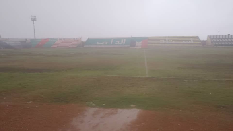 بالصور: رغم الأمطار.. مباريات الدامر في موعدها حتى الآن