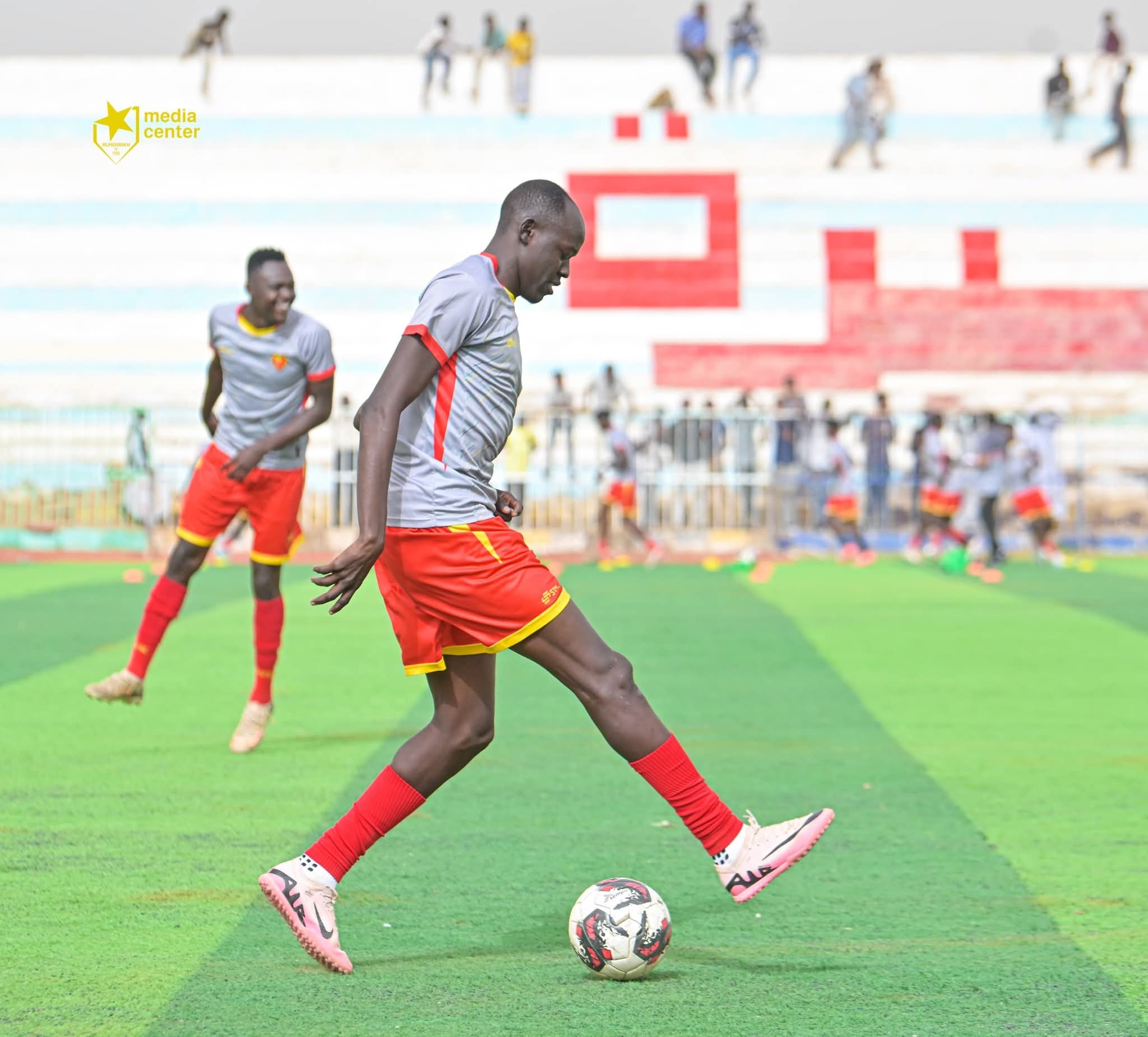 خياران لغريب لتعويض حمو في القمة 2 خياران لغريب لتعويض حمو في القمة