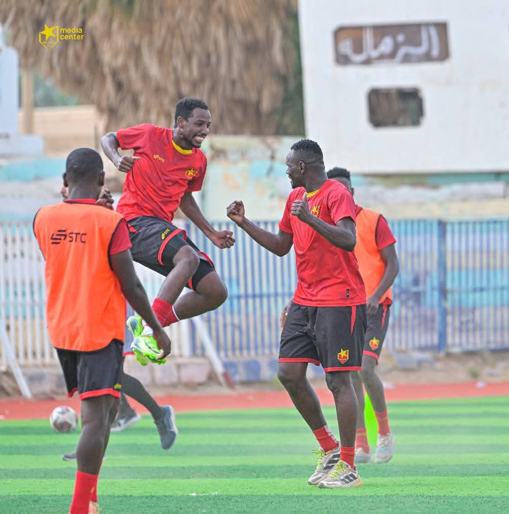 مفاجأة كبيرة من غريب للهلال.. وهذا اللاعب بديل حمو! 2 مفاجأة كبيرة من غريب للهلال.. وهذا اللاعب بديل حمو!