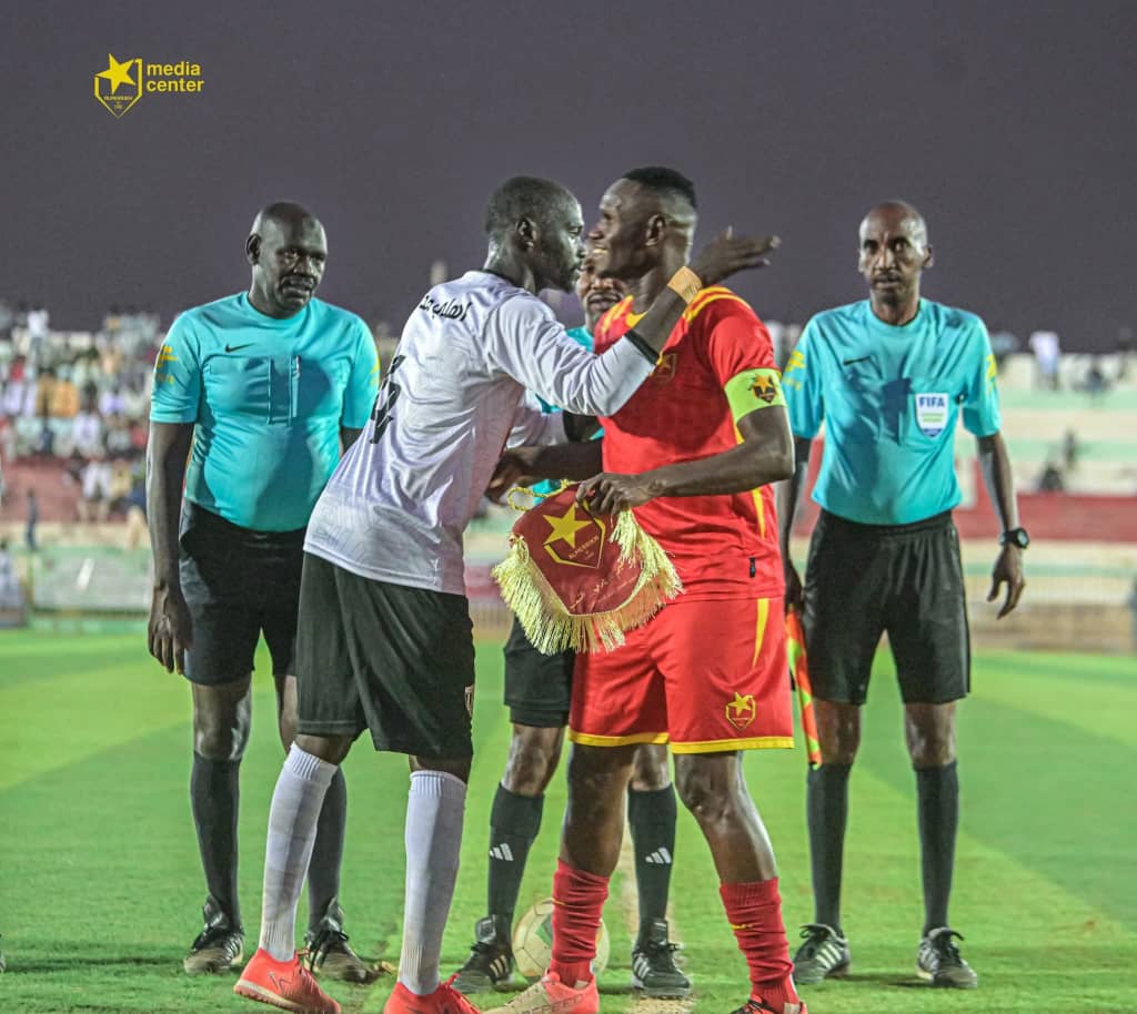 أمير ورمضان رهان الأحمر في ديربي الدامر