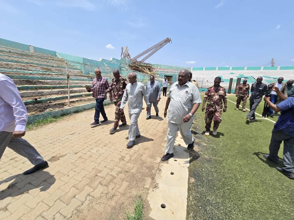 استاد مدني يستعيد بريقه: صيانة مكثفة بدعم من القنصل حازم 3 استاد مدني يستعيد بريقه: صيانة مكثفة بدعم من القنصل حازم