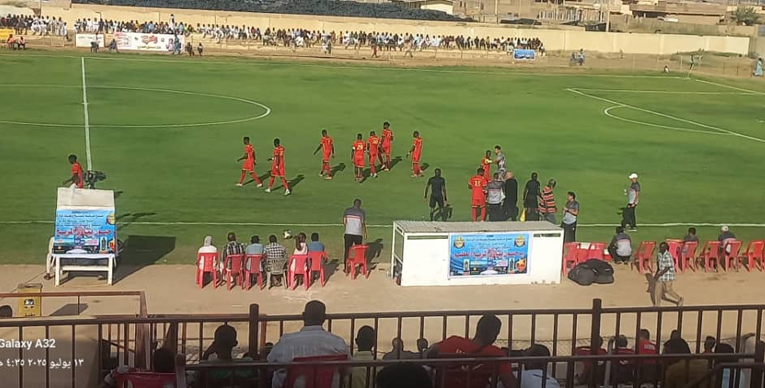 المنافسة تشتعل في النخبة بتعثر القمة