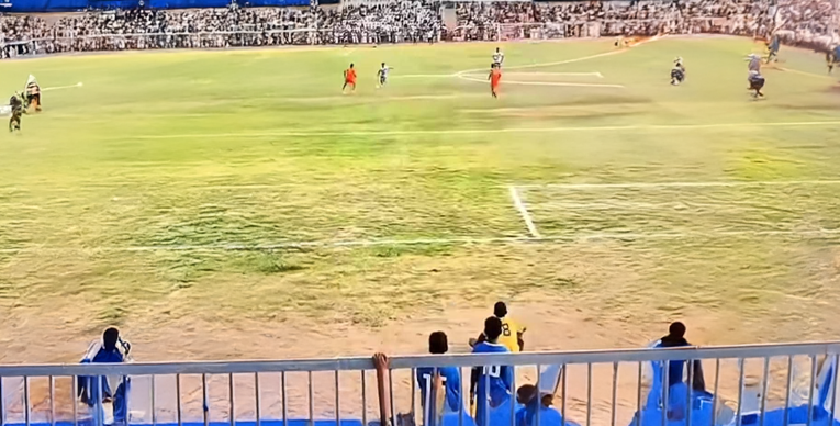 الجمل ما بين الميرغني وهدف روفا ومقلب خليل 2 الجمل ما بين الميرغني وهدف روفا ومقلب خليل