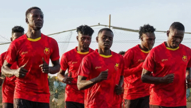 الثلاثي خارج حسابات المريخ أمام الأهلي