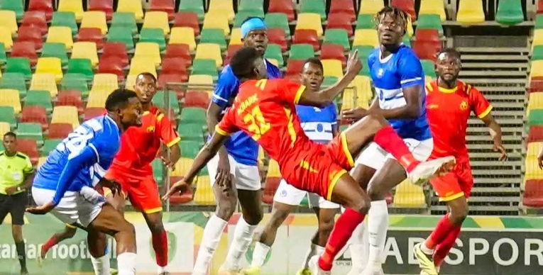 نجم الكرة الأفريقية يرشّح بطل النخبة ويثق في نجاح شوقي غريب