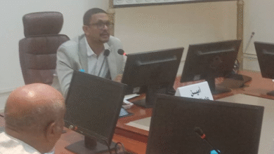 الكروت تثير أزمة في الاجتماع التنظيمي