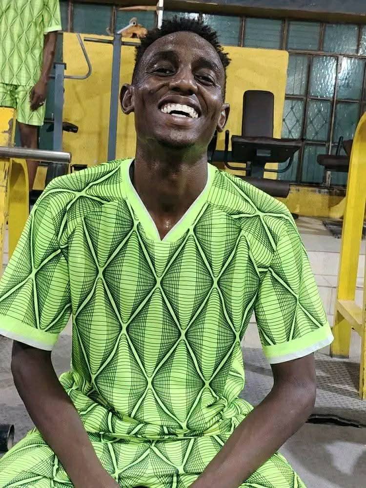 تعادل سلبي بين سيد الأتيام والأنيق 2 تعادل سلبي بين سيد الأتيام والأنيق