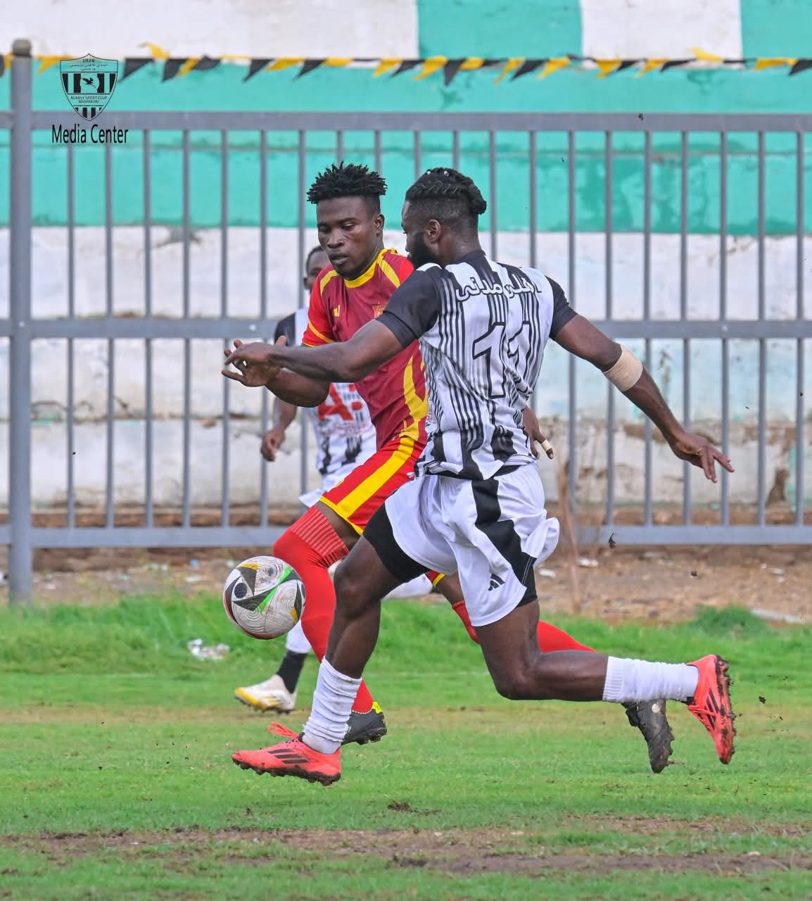 الإصابة تحرم الأهلي من نجم الهجوم 2 الإصابة تحرم الأهلي من نجم الهجوم