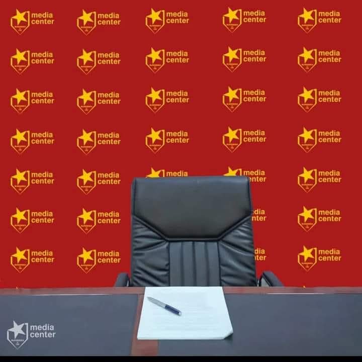 لجنة الكرة بالمريخ تشرع في إجراءات تسجيل الوطنيين والمحترفين