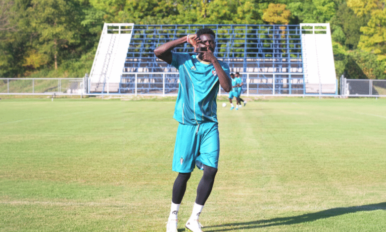 صقور الجديان جاهزون.. وابياه يطالب بالتركيز