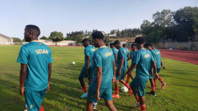 المنتخب المدرسي السوداني في مواجهة نظيره العاجي