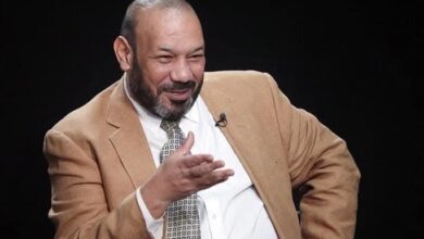 اتصال ودي من سوداكال بالقنصل حازم للاطمئنان على صحته