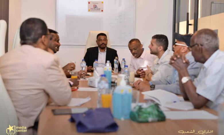 قيود وغموض حول كنز المريخ المفقود.. لماذا تحدث معتصم بعد استقالة النمير؟