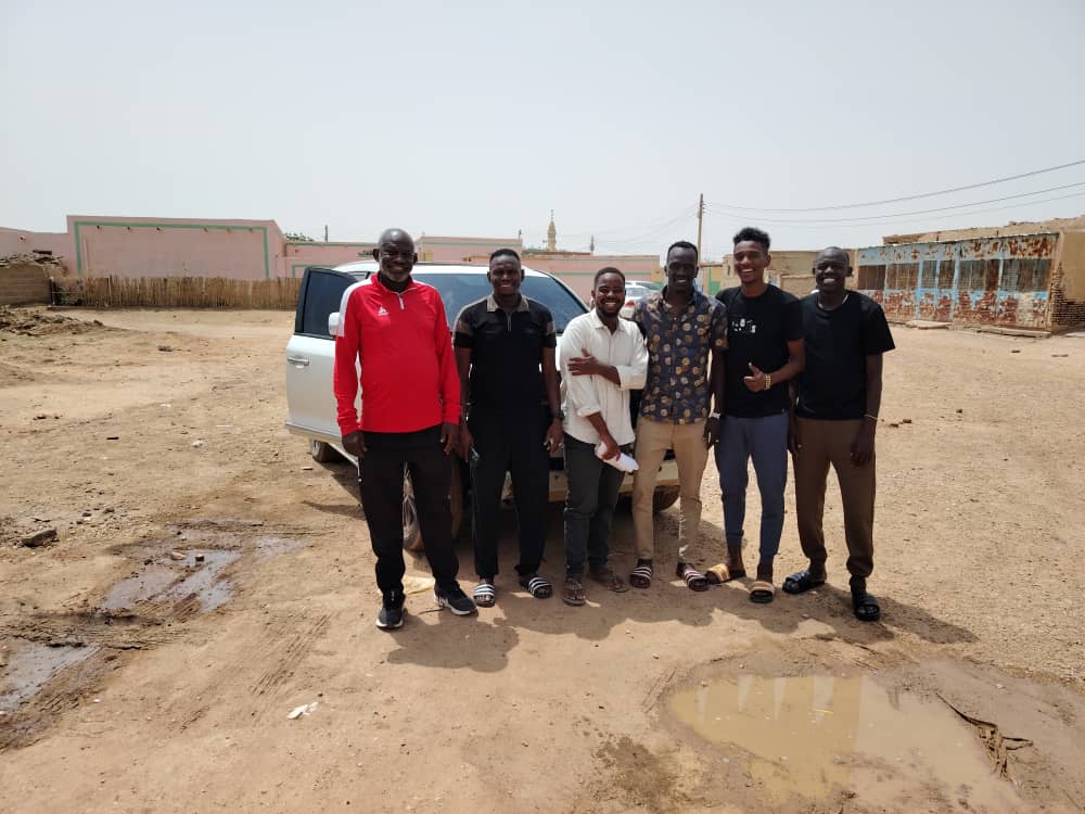 8 بـ"باص" المريخ إلى بورتسودان للمعسكر 2 8 بـ"باص" المريخ إلى بورتسودان للمعسكر