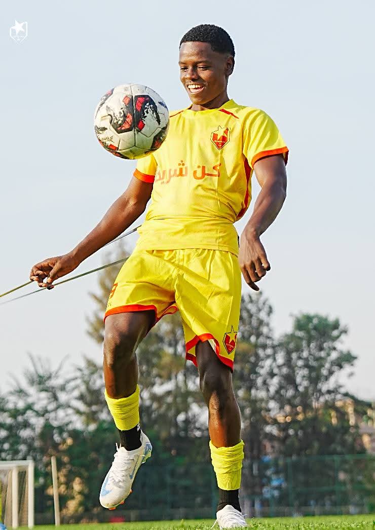 الزعيم يتدرب بشهية مفتوحة في رواندا 2 الزعيم يتدرب بشهية مفتوحة في رواندا