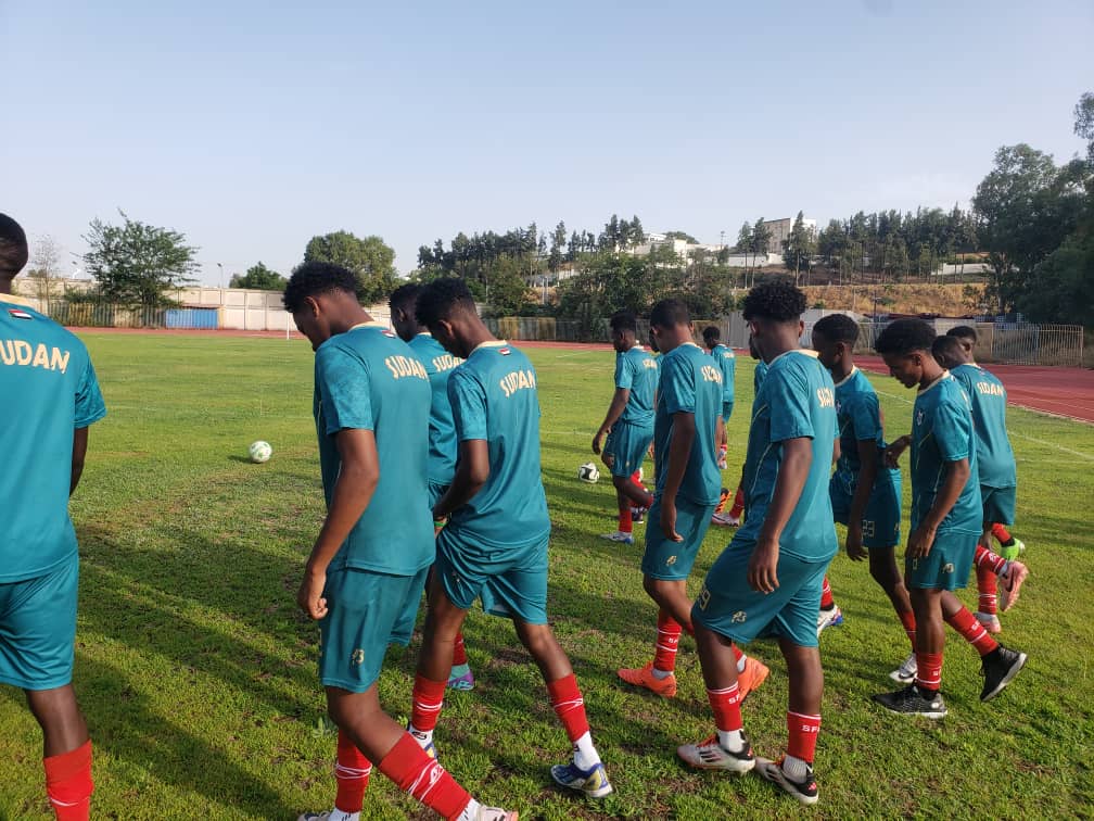 المنتخب المدرسي السوداني في مواجهة نظيره العاجي 2 المنتخب المدرسي السوداني في مواجهة نظيره العاجي