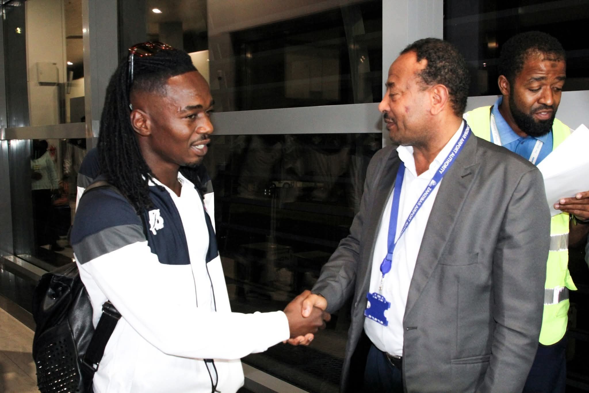 منتخبنا الوطني يبدأ استعداداته الجادة لمباراة الكونغو 2 منتخبنا الوطني يبدأ استعداداته الجادة لمباراة الكونغو