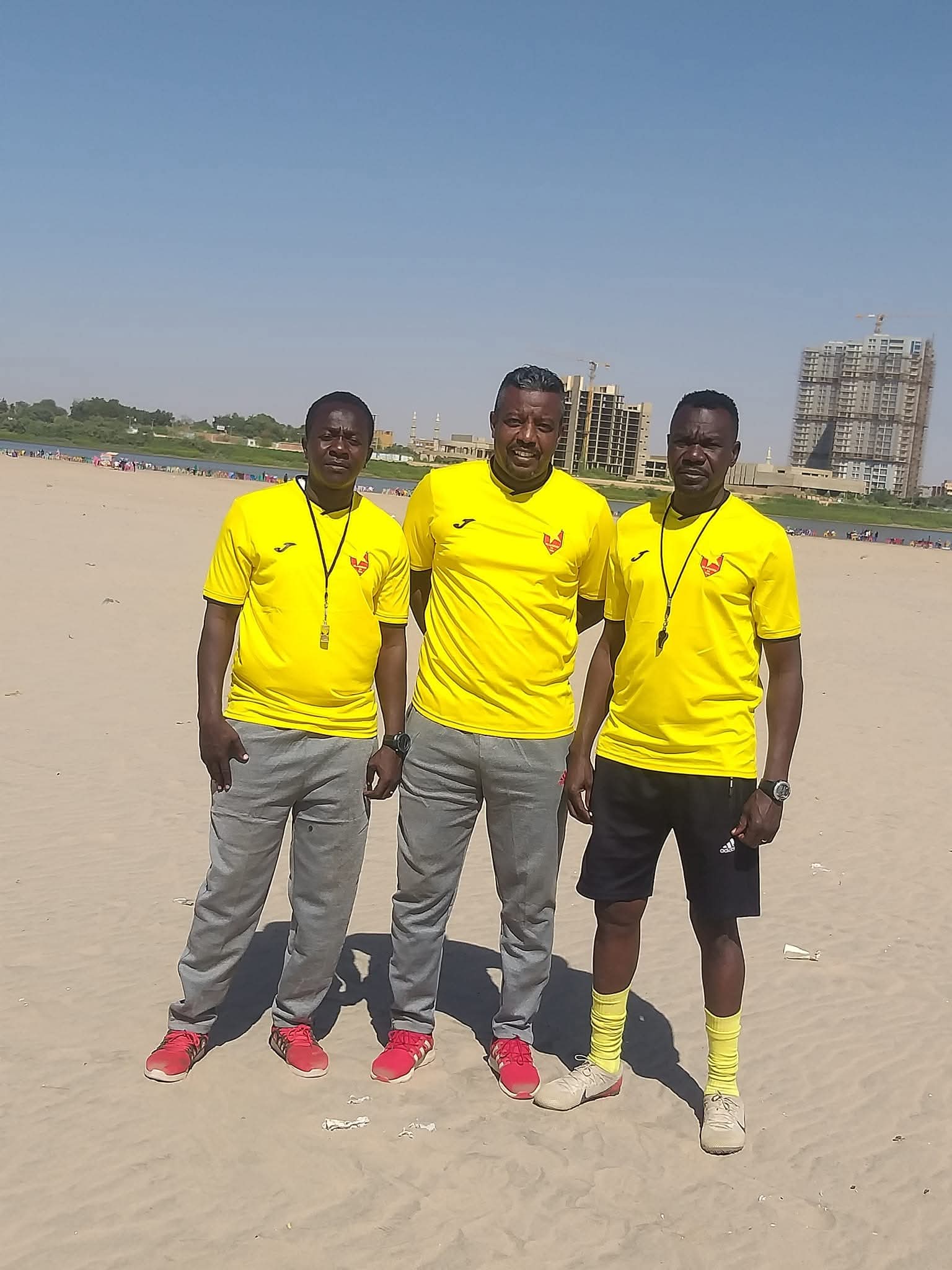 حسكو: أعمل متطوعًا.. فماذا يريدون مني؟! 2 حسكو: "أعمل متطوعًا.. فماذا يريدون مني؟!"