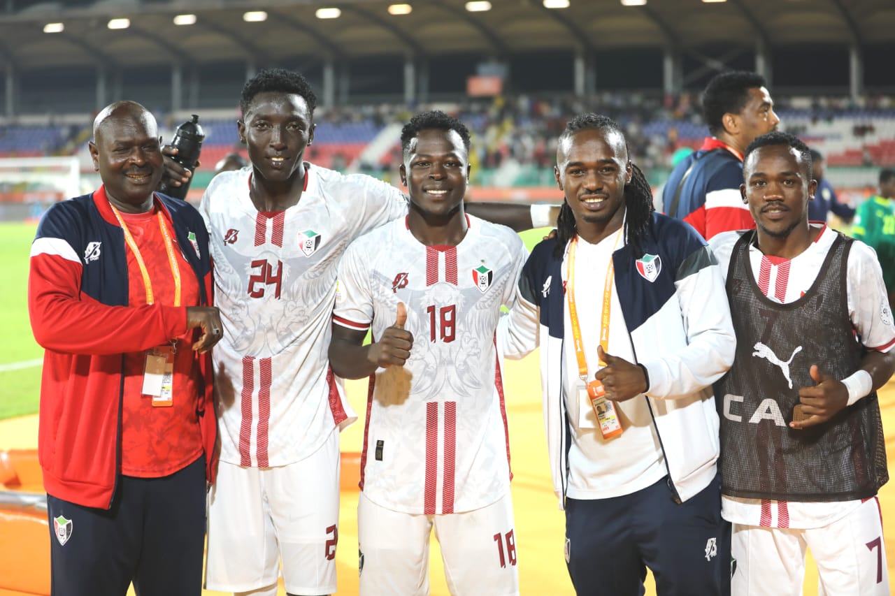 رئيس الوزراء يهنئ الشعب السوداني بتأهل المنتخب الوطني 3 رئيس الوزراء يهنئ الشعب السوداني بتأهل المنتخب الوطني