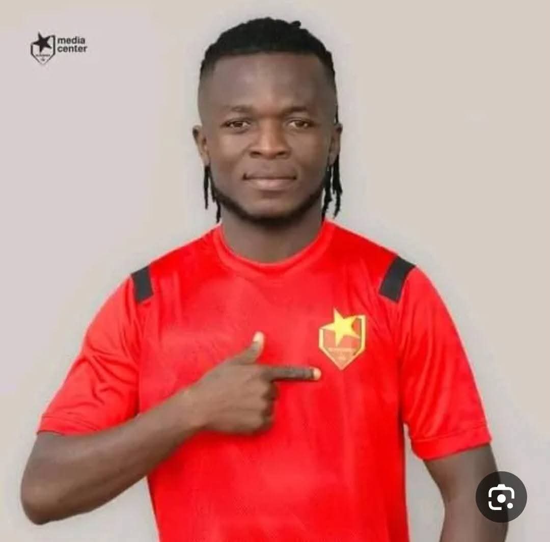 وكيل لاعب أجنبي بالمريخ يلوّح بفسخ العقد 2 وكيل أجنبي بالمريخ يلوّح بفسخ العقد