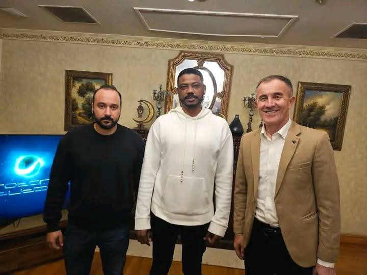 الصفوة يكشف المفاجأة .. ديون النمير بالمريخ 6 مليون دولار !! 4 الصفوة يكشف المفاجأة .. ديون النمير بالمريخ 6 مليون دولار !!