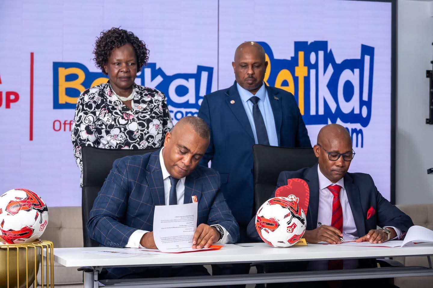 "بيتيكا" ترعى بطولة سيكافا بقيمة 42 ألف دولار 2 "بيتيكا" ترعى بطولة سيكافا بقيمة 42 ألف دولار