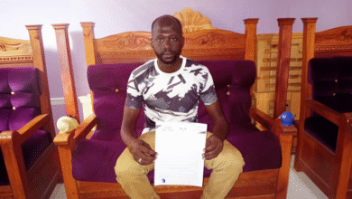 أهلي مدني يجدد للقائد