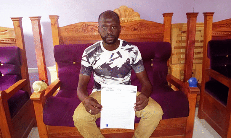 أهلي مدني يجدد للقائد