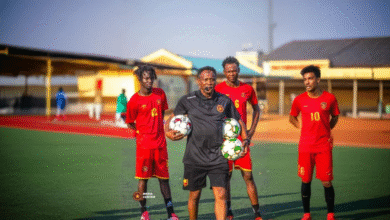 فلوران ضد إبراهومة في معركة الكونفدرالية