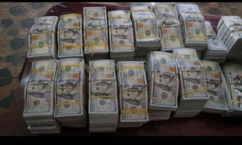 أزمة مالية في المريخ... سوليناس وسانتياغو قنابل موقوتة (1-3)