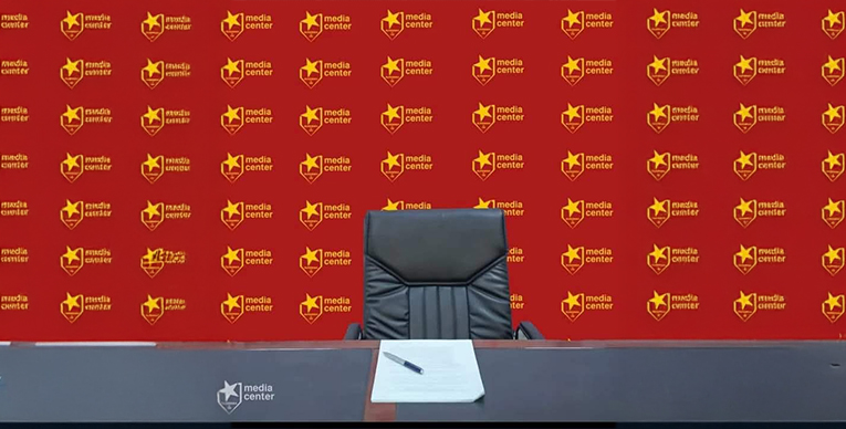 مفاجأة سارة لعشاق الأحمر الوهاج.. نجم يقترب من المريخ!